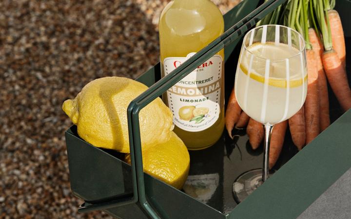 Produktbild Broste Copenhagen Stripe Karaffe mit Deckel 0,80l (0.80 l)