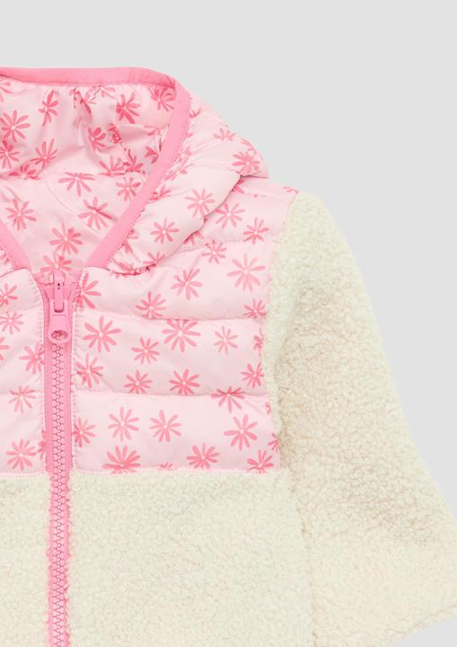 Actual product image S.Oliver Outdoor-Jacke Leicht wattierte Wendejacke mit Steppung und Teddyplüsch (92)