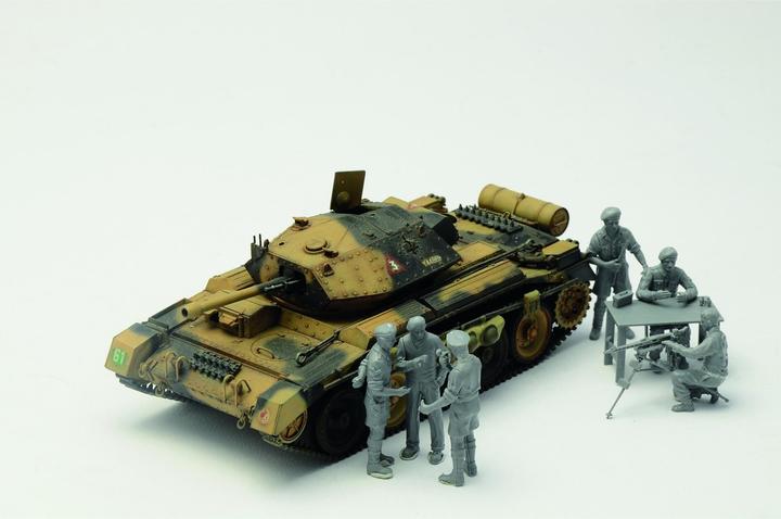 Actual product image 1:35 Brit. Crusader Mk.III w. Crew