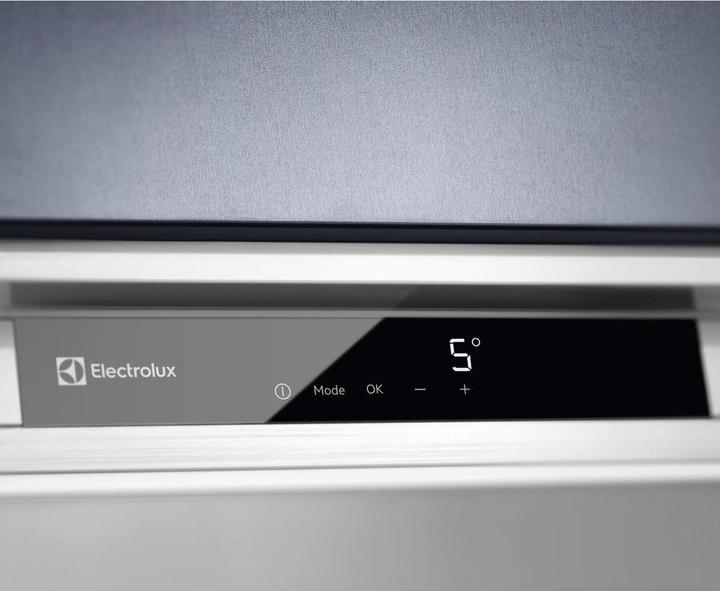 Actual product image Electrolux IK243SL (214 l)