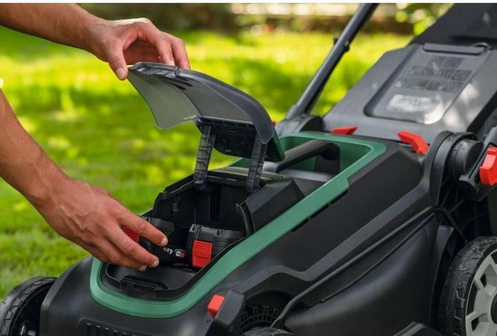 Actual product image Bosch Hausgeräte Rotak 18V-43 Set (Rechargeable battery operated)