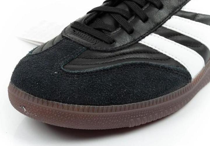 Actual product image Adidas Predator Freestyle Indoor (43, 43 1/3)