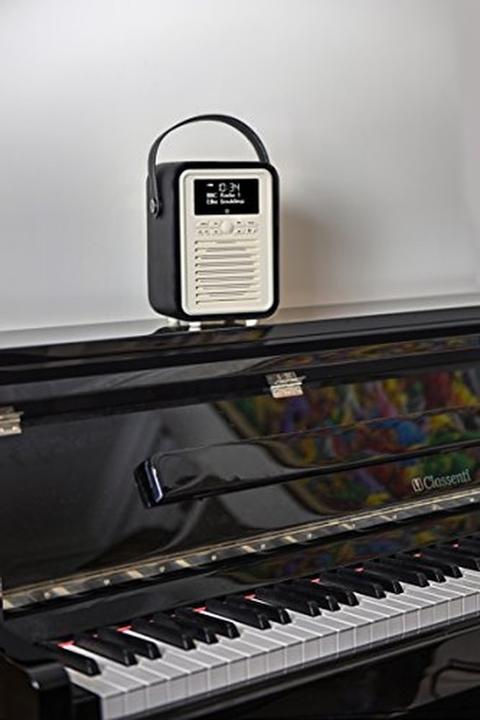 Actual product image View Quest Retro Mini (DAB+, FM, Bluetooth)