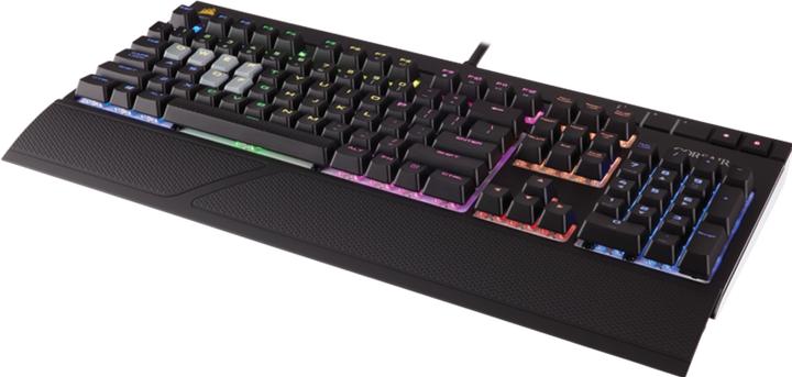Produktbild Corsair Gaming STRAFE RGB (Deutschland, Kabelgebunden)