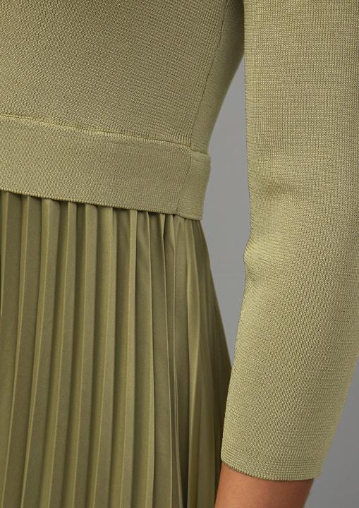 Actual product image S.Oliver Kleid Midikleid mit plissiertem Rock (46)