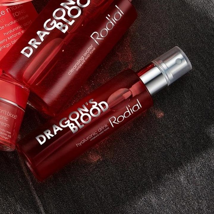 Produktbild Rodial Dragon's Blood Hyaluronic Drink Face Mist (30 ml, Gesichtsspray)