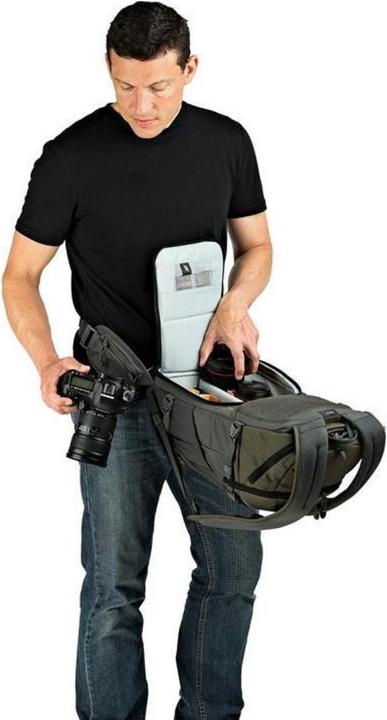 Actual product image Lowepro Flipside Trek BP 350AW (Camera backpack, 17 l)