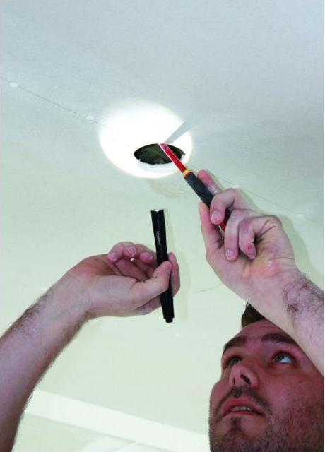 Produktbild Scangrip LED-Taschenlampe FLASH PEN 200 lm 2 x AAA Batterien 80 m (18.50 cm, 200 lm)