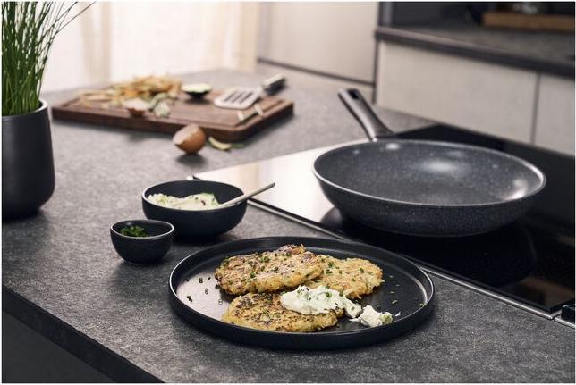 Produktbild Zwilling - Terreno Plus Fry Pan - Gray - 24 cm (Bratpfanne, Aluminium, 24 x 5.50 cm)