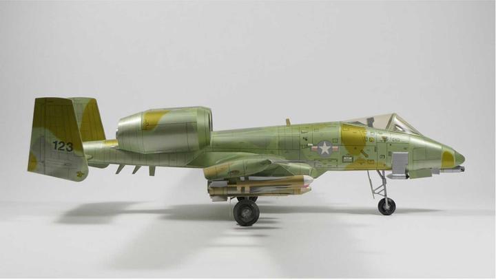 Actual product image Geli fairchild a-10 cardboard model