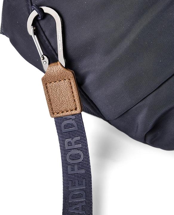 Actual product image Camel Active AURUM Gürteltasche mit verstellbarem Riemen