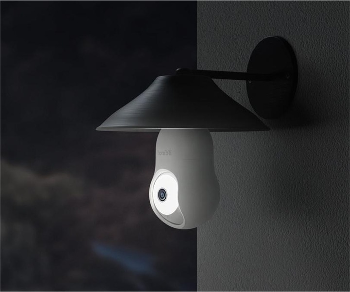 Actual product image Hombli Bulb Cam (2560 x 1440 Pixels)