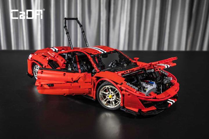 Actual product image Cada MASTER Red Super Car 1:8 incl Power System