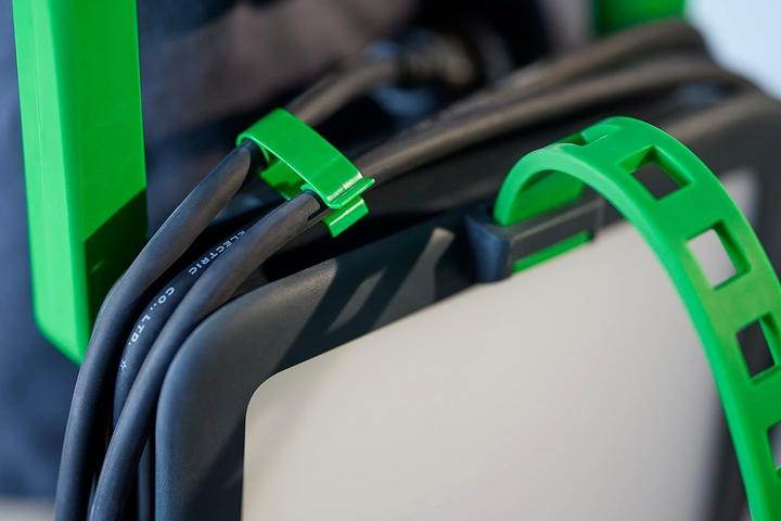 Actual product image Schneider IMT47272 (6800 lm)