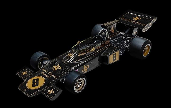 Actual product image Hornby Lotus 72D 1972 British GP Emerson Fittipaldi