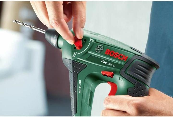 Produktbild Bosch Home & Garden Uneo Maxx (Akkubetrieb)