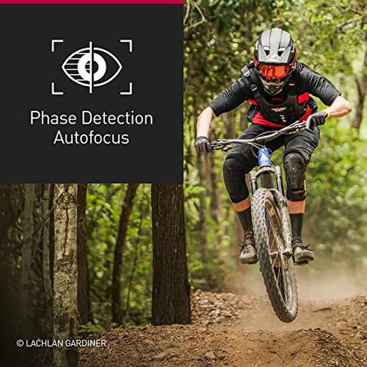 Produktbild Panasonic Lumix DC-S5 Mark IIx + S 50 mm f/1,8 (50 mm, 24.20 Mpx, Vollformat)