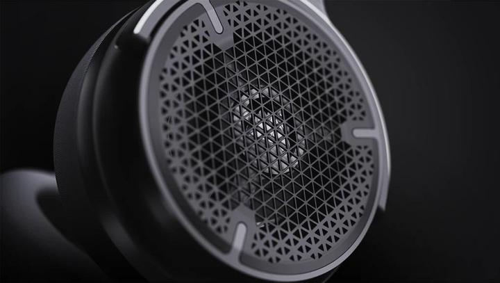 Actual product image Corsair VIRTUOSO PRO Open Back Streaming/Gaming Headset - Carbon-CA-9011370-NA (Cable)