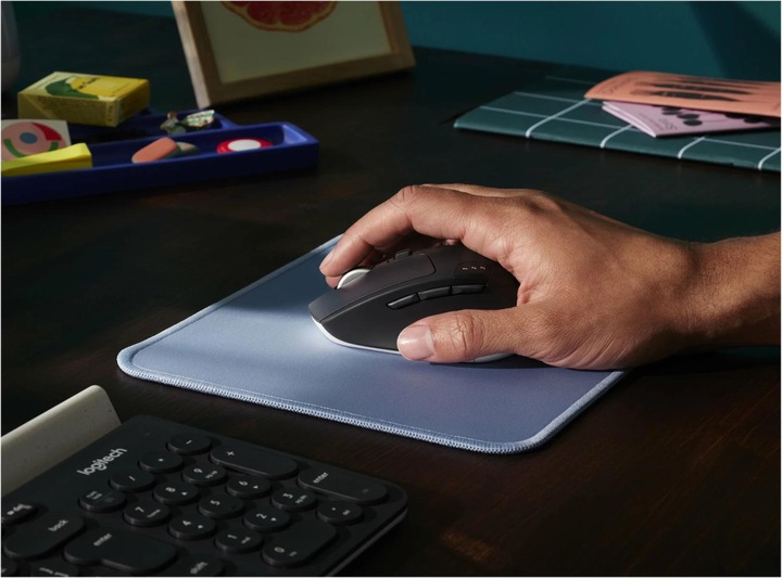 Actual product image Logitech Studio (S)