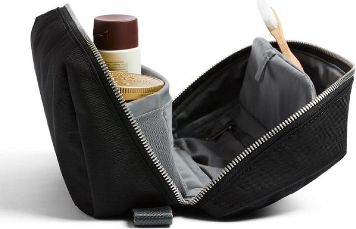 Actual product image Bellroy Toiletry Kit Plus
