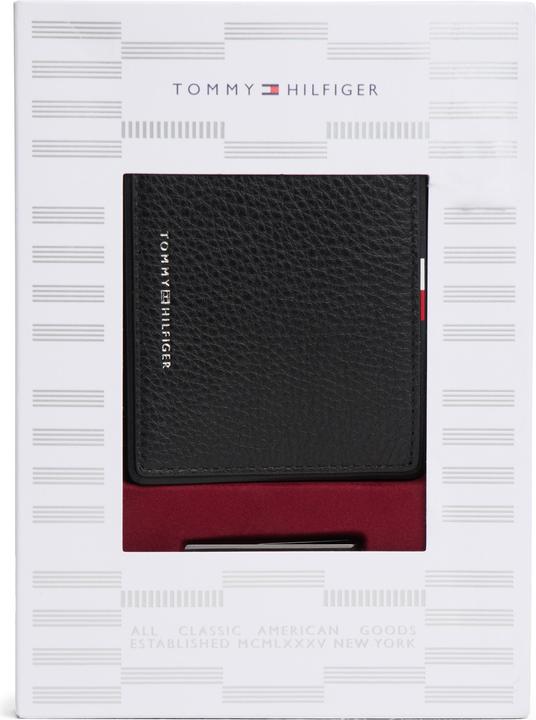 Actual product image Tommy Hilfiger Th Corp Mini Cc Wallet & Clip