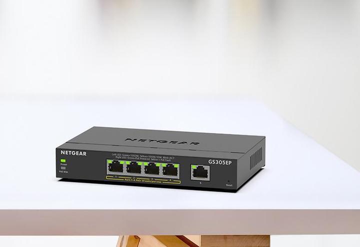 Productafbeelding Netgear GS305EP-100PES (5 Havens)