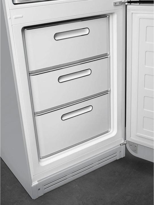 Image du produit Smeg FAB32RSV6 (331 l)