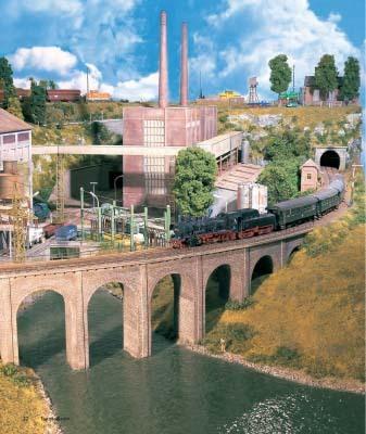 Actual product image Traumanlagen von Modellbahnprofis (German, C Dr Kutter, G Dauscher, J Brandl, R Knipper, W Long knife, 2011)