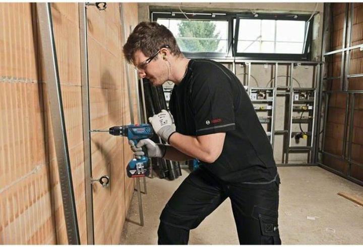 Actual product image Bosch Professional Cordless impact drill GSB 18V-28, 2 GBA 18V rechargeable batteries, quick charger GAL 18V-40