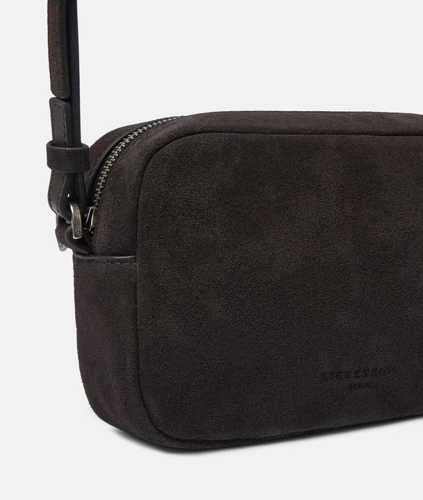 Produktbild Liebeskind Berlin Handliche Umhängetasche aus weichem Veloursleder