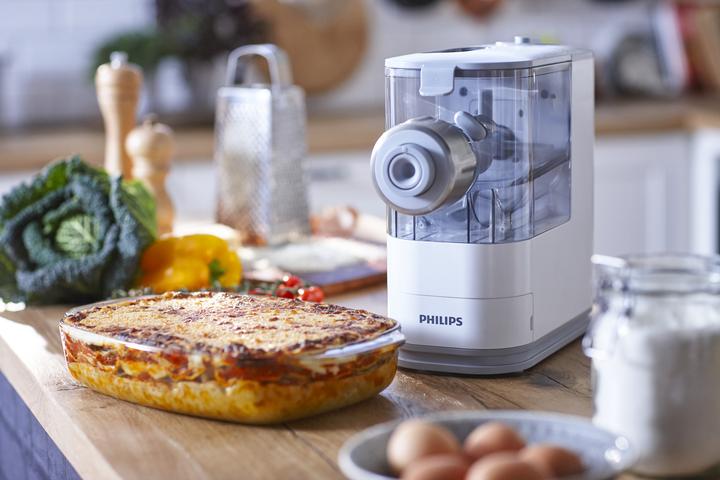 Actual product image Philips HR2345/19