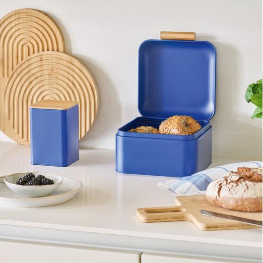 Actual product image Zeller Present Brotkasten Metall 20x20x13.5 cm