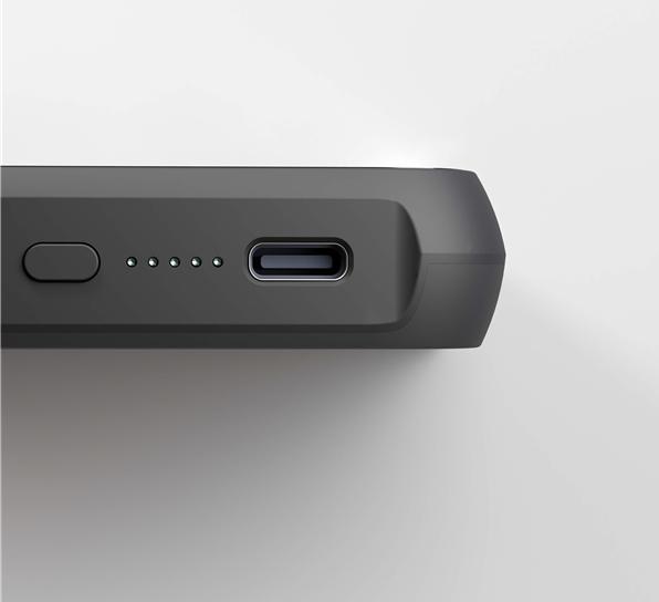 Actual product image Zens Powerbank Series Magnetic Single Magsafe 4000mAh (4000 mAh)