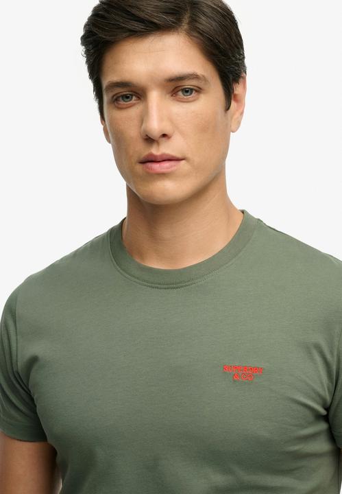 Actual product image Superdry Essential Stacked Logo (L)