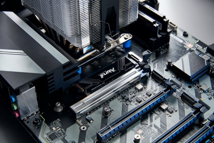 Productafbeelding Kingston FURY Renegade G5 (4096 GB, M.2 2280)
