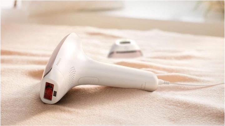 Produktbild Philips Lumea IPL Series 7000