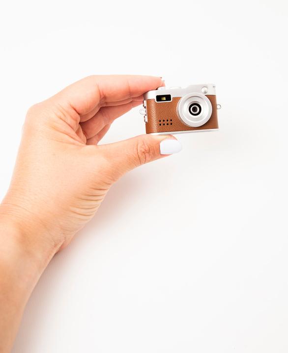Actual product image I Am Creative Retro Mini Kamera 2MP mit Display und SD-Slot (2 Mpx)