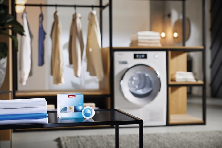 Produktbild Miele Aqua (50 Waschgänge, Flüssigwaschmittel)