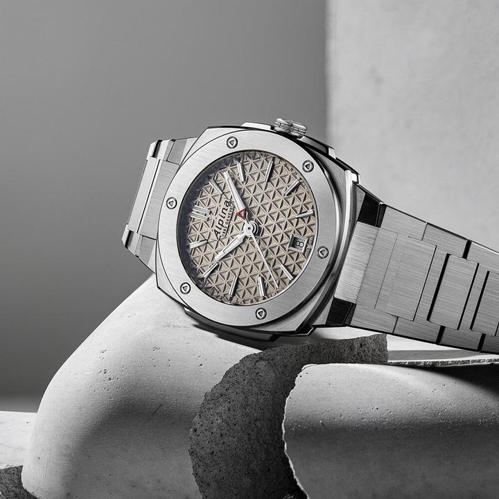 Actual product image alpina AL-525B4AE6 Extreme Automatic 41mm 20ATM (Diving watch, 41 mm)