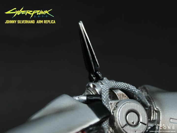 Produktbild Neamedia Cyberpunk 2077: Johnny Silverhand Arm Replica
