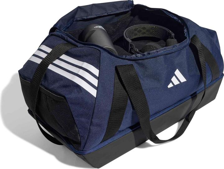 Actual product image Adidas Tiro Reisetasche mit Bodenfach