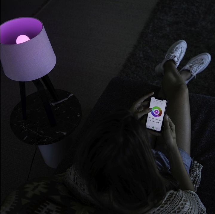 Actual product image Hombli Smart Bulb 9W RGB (2x) (E27, 9 W, 800 lm, 2 x, F)