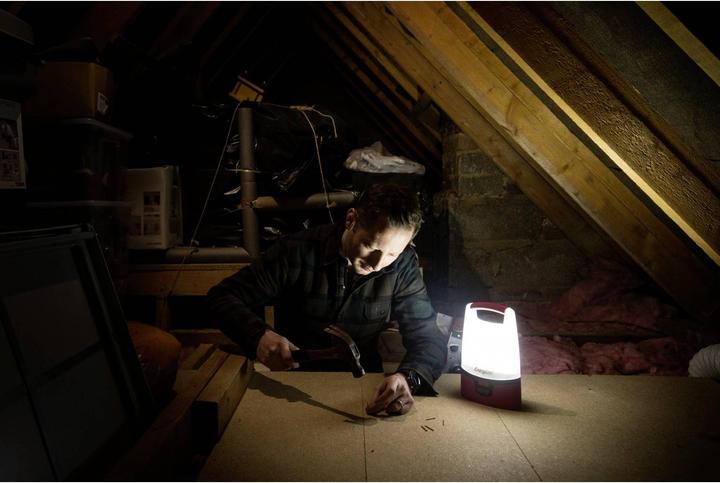 Actual product image Energizer E304157300 Vision USB LED camping lantern 1300 lm battery-powered Red/