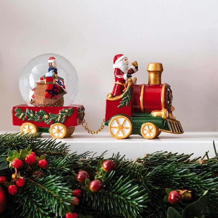 Actual product image Villeroy & Boch Snow globe train