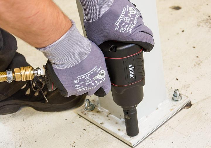 Produktbild Vigor Schlagschrauber ∙ V4800 ∙ Lösemoment maximal: 1200 Nm ∙ Vierkant 12,5 mm (1/2 Zoll) ∙ 186.8 m… (Netzbetrieb)