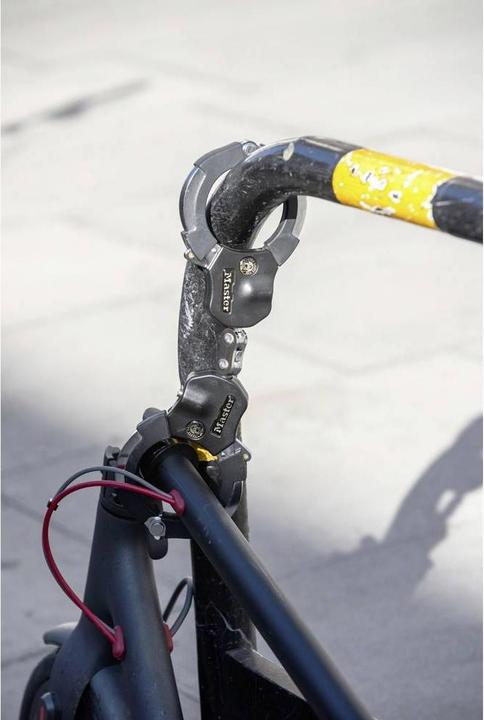 Actual product image Master Lock Handschellenschloss Street Cuff