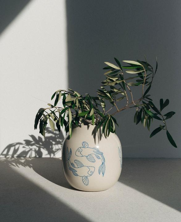 Actual product image Esmée Ceramic vase koi fish (1x)