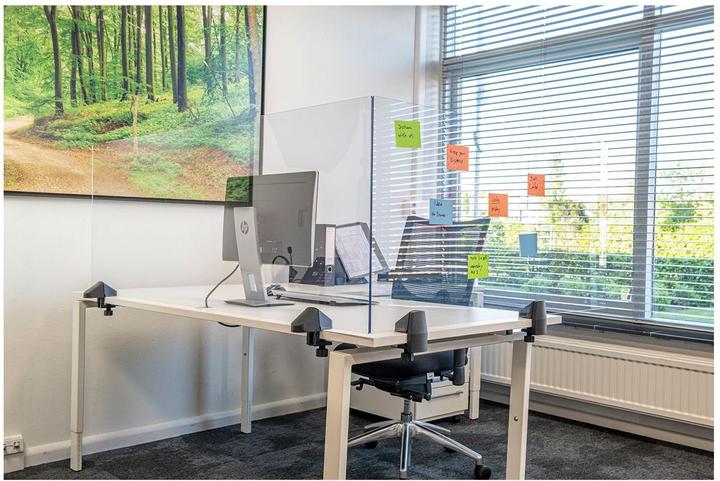 Produktbild smiT Tischtrennwand für Einzelarbeitsplatz