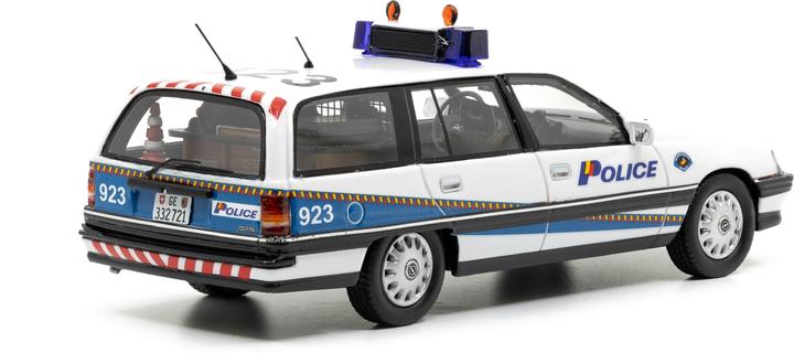 Produktbild Ace Opel Omega A2 Police cantonale de Genève