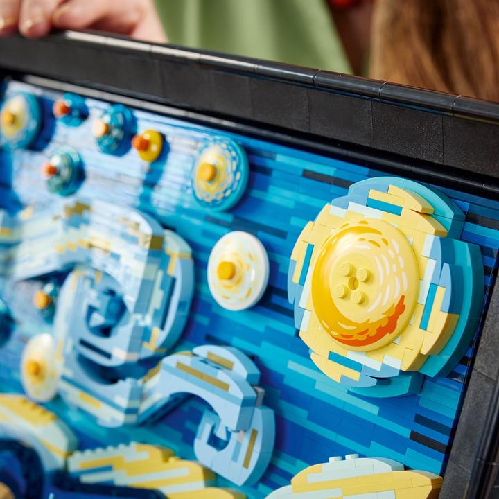 Actual product image LEGO Vincent van Gogh - Starry night (21333, LEGO Rare Sets, LEGO Icons)